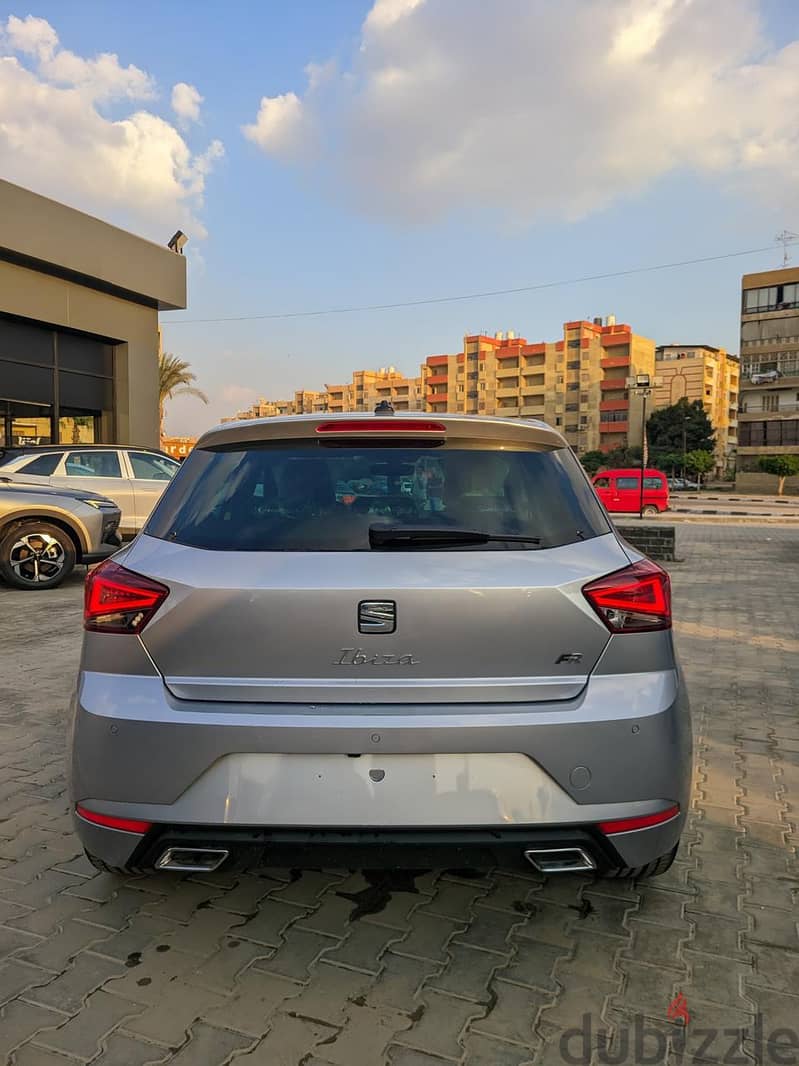 SEAT Ibiza سيات إبيزا 2024 5