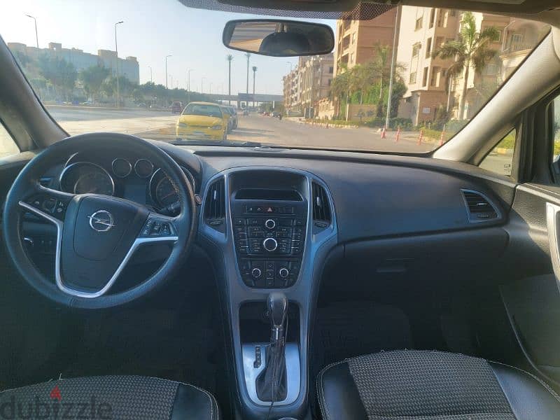 Opel Astra 2013 5