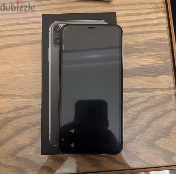 iphone 11 pro max بحالة اكتر من ممتازة 2