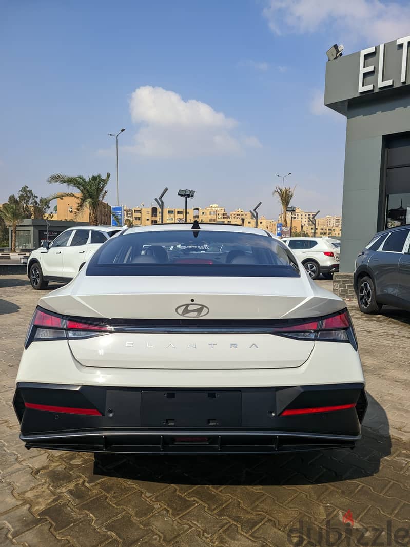 Hyundai Elantra CN7 هيونداي إلينترا سي ان 7 2024 4