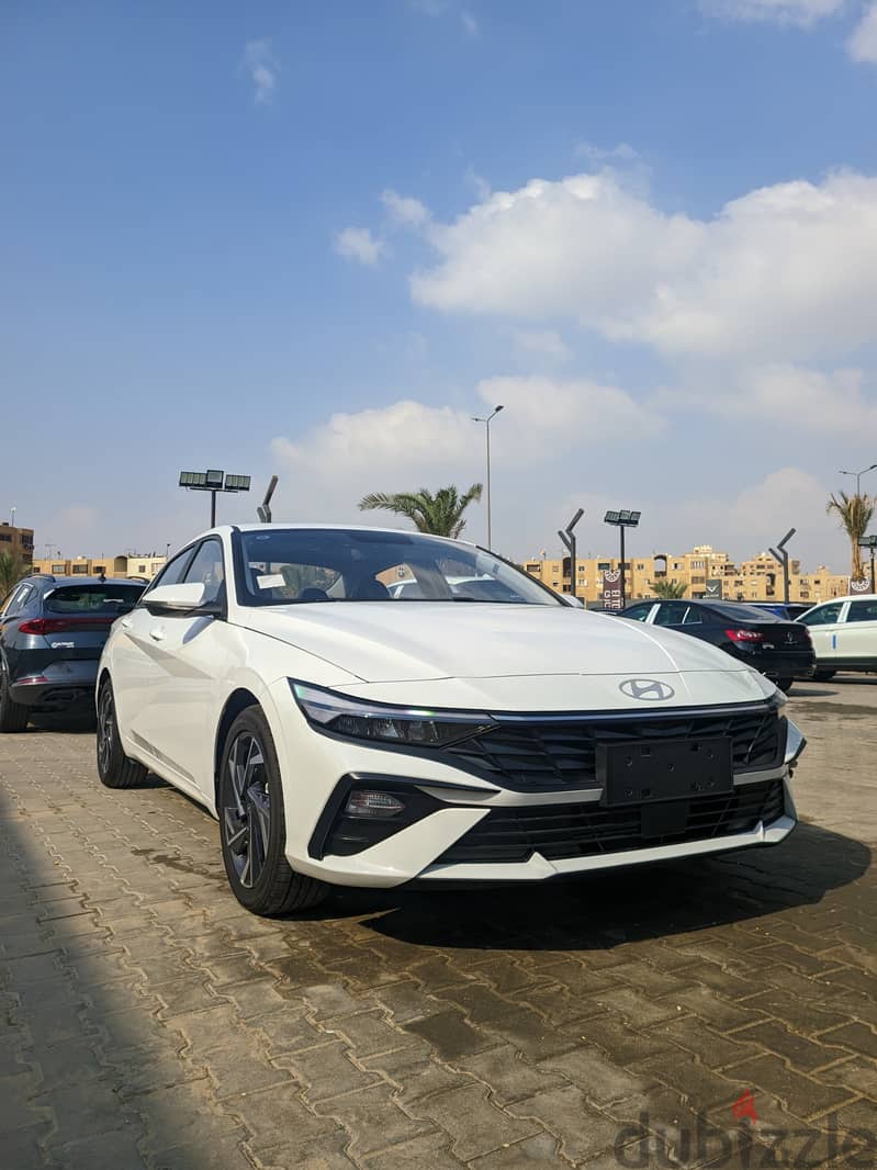 Hyundai Elantra CN7 هيونداي إلينترا سي ان 7 2024 5