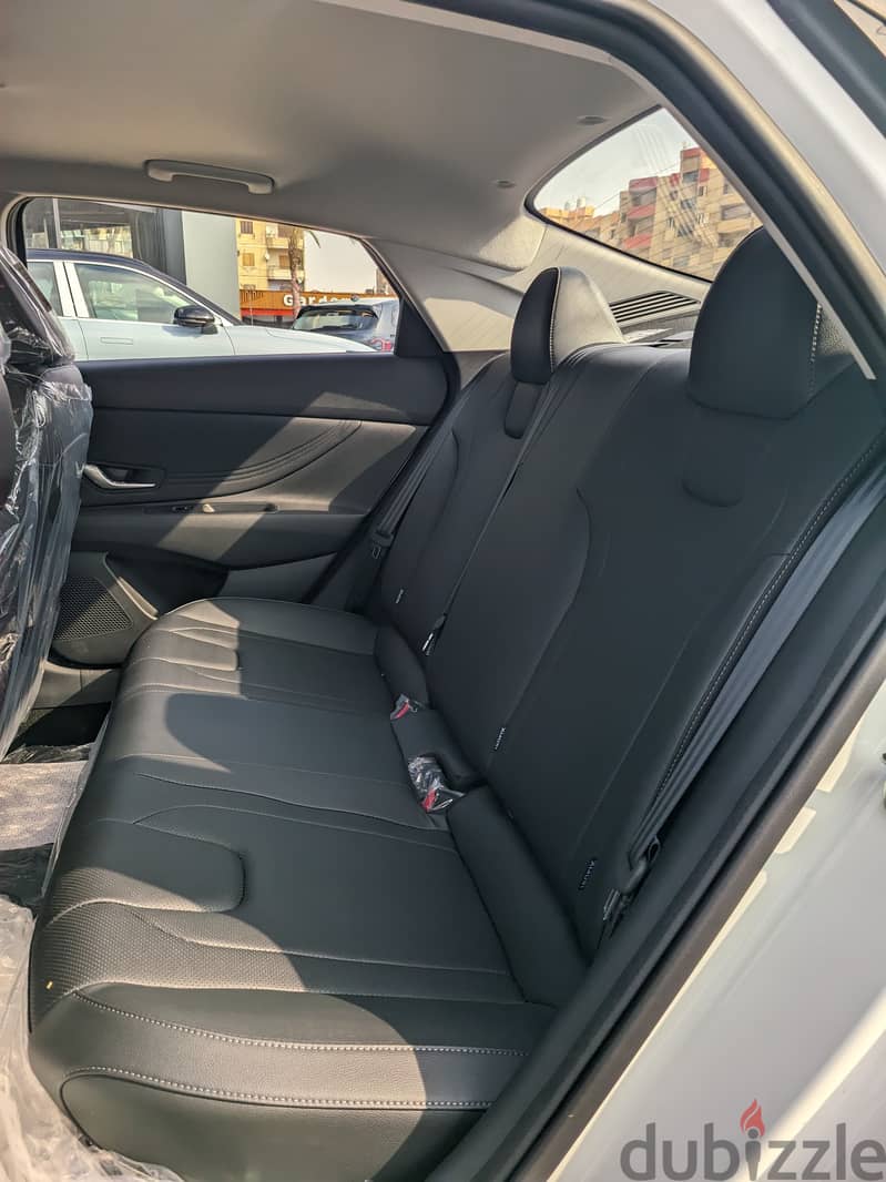 Hyundai Elantra CN7 هيونداي إلينترا سي ان 7 2024 17