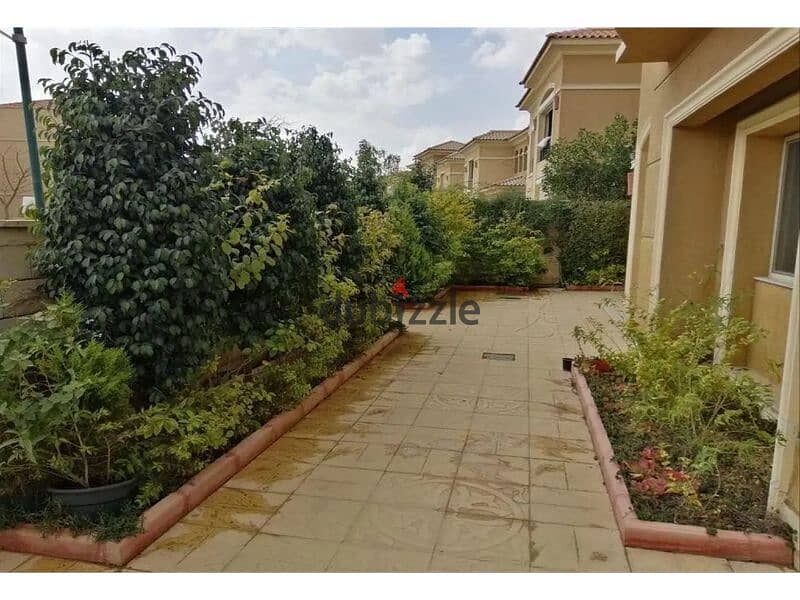 تاون هاوس كورنر ريسيل للبيع نص تشطيب في ستون بارك التجمع الخامس بجوار قطامية هايتس Stone Park New Cairo 11