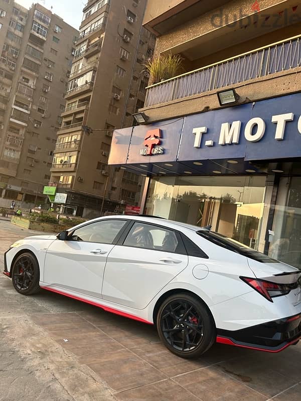 Hyundai Elantra 2024 Cn7 top line 8