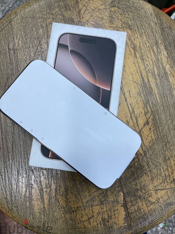 iPhone 16 Pro one sim 256G Desert جديد 2