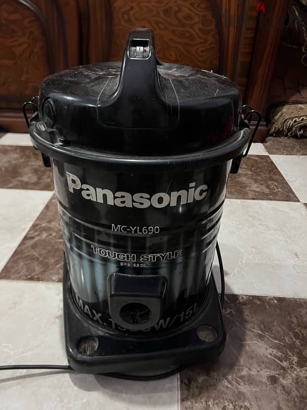 ‏مكنسة الكهرباء Panasonic  ‏ 2