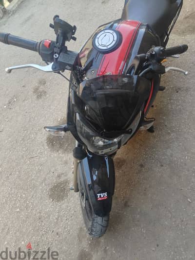 TVS apache 200