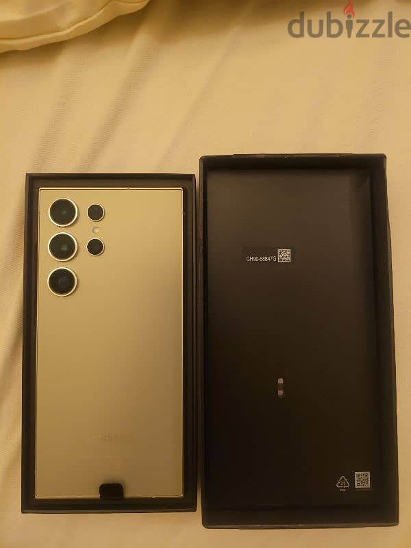 opened box (Brand NEW) Samsung S24 Ultra 1