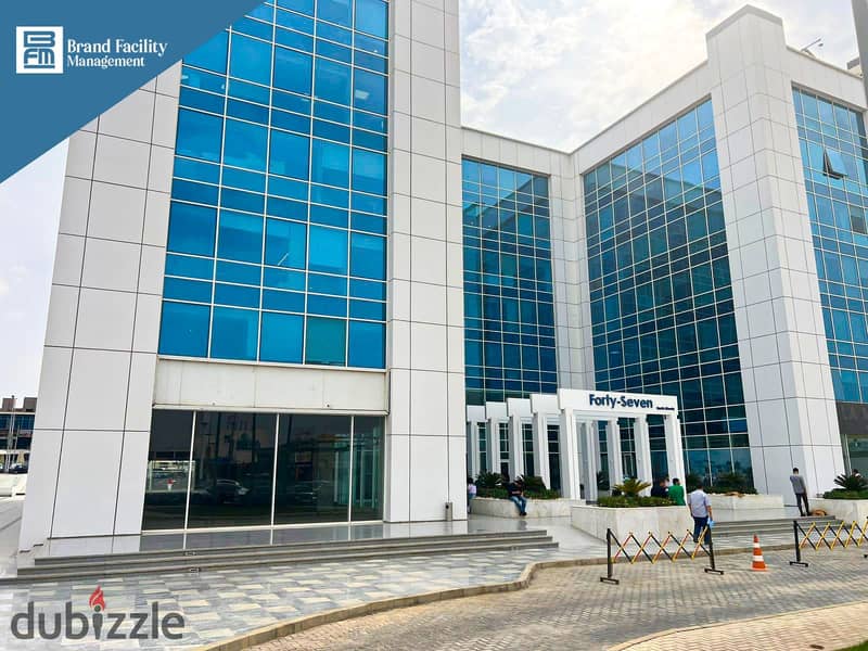 مقر إداري متشطب بالتكييفات تشطيب فاخر 1000م بمدخل خاص على شارع التسعين الشمالي Headquarter for rent 1000m with a private entrance 0