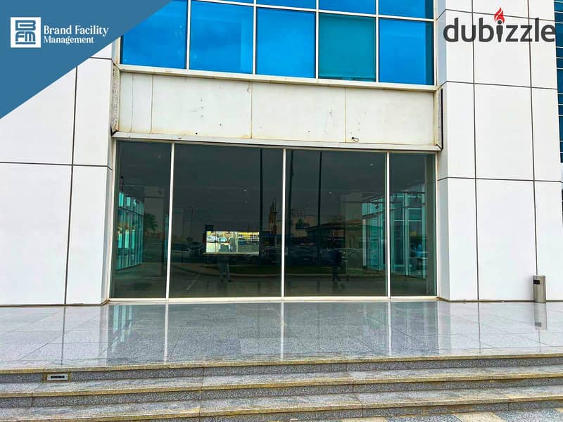 مقر إداري متشطب بالتكييفات تشطيب فاخر 1000م بمدخل خاص على شارع التسعين الشمالي Headquarter for rent 1000m with a private entrance 8