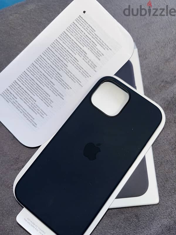 iPhone 13 mini Apple Original case 1