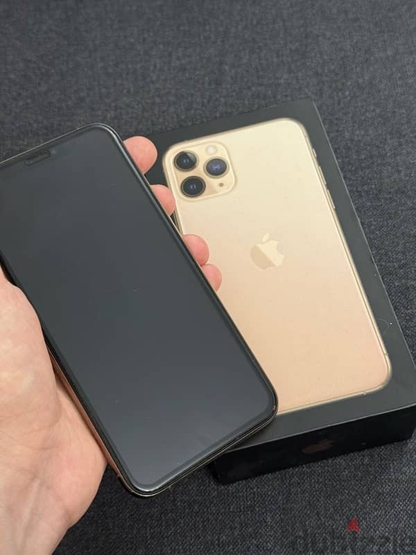 iphone 11 Pro gold 1