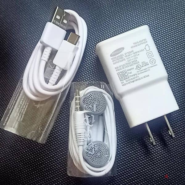 شاحن بالوصله typece فاست charger ال15وات 2امبير والهاند فري 2