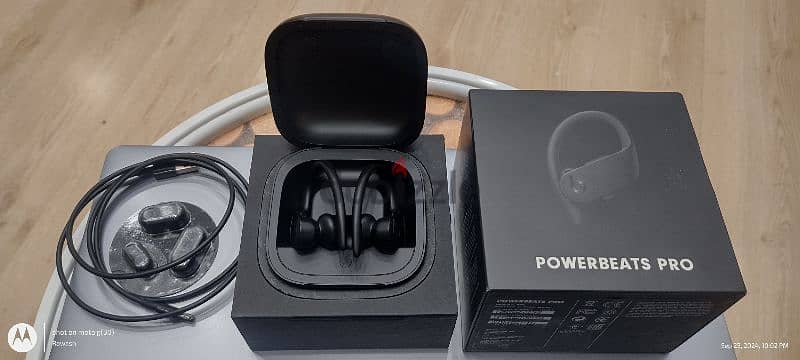 Powerbeats Pro 1