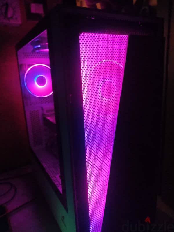 gaming pc. كمبيوتر . تجميعه . كيسه . case . جيمنج . بيسي 2