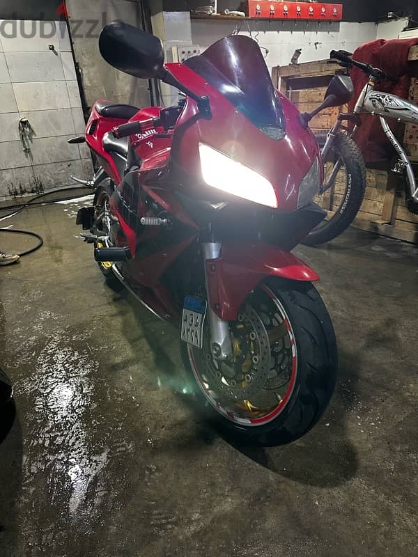 Honda 600rr 2004 3