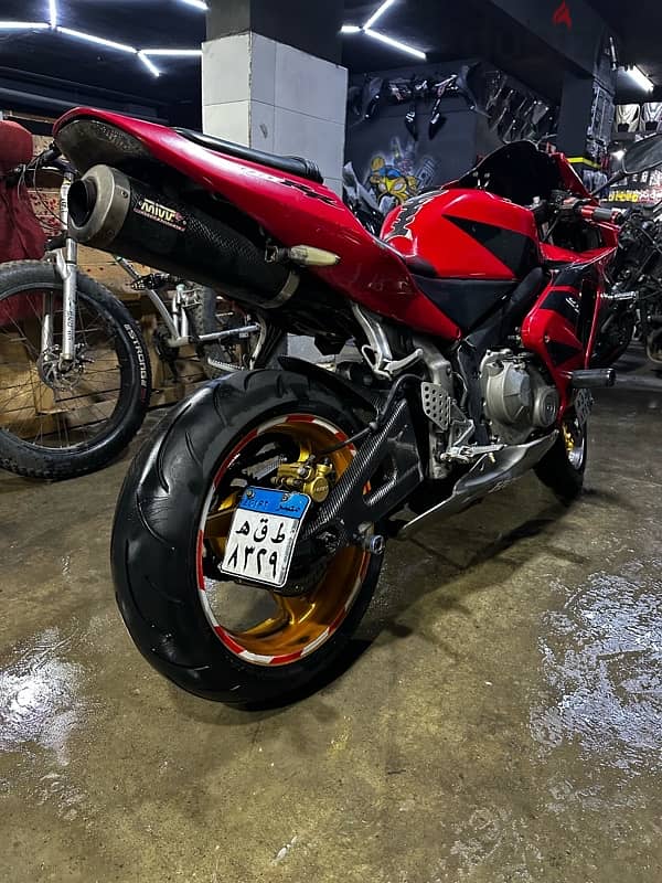 Honda 600rr 2004 4