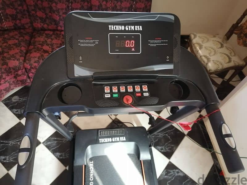 Techno Gym Treadmill مشاية كهربائية 3