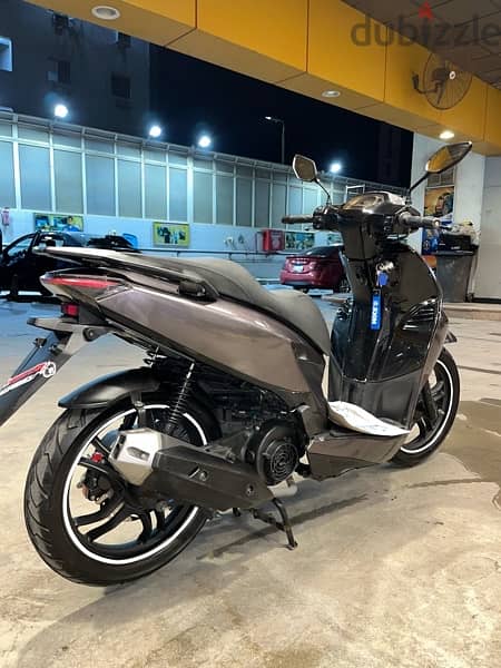 Scooter Vigorey xmax  اسكوتر فيجورى اكس ماكس 3