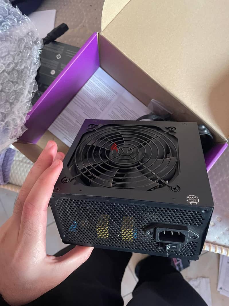 Power Supply Cooler Master MWE 650 W Bronze V2 4