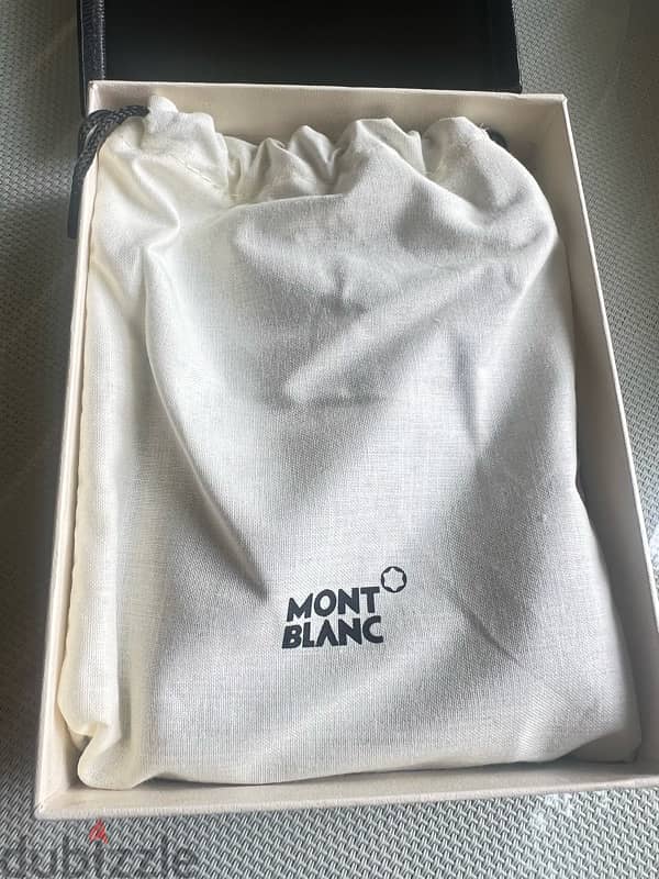 Mont blanc wallet 2