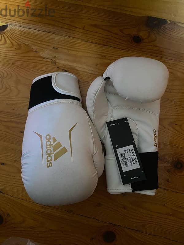 Adidas boxing gloves - white and gold, 6 oz 2