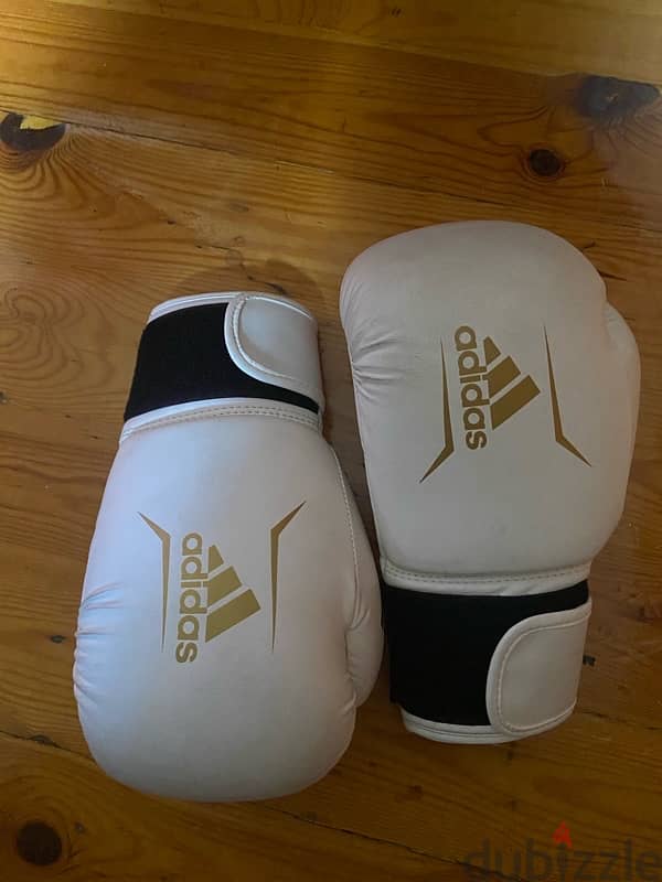 Adidas boxing gloves - white and gold, 6 oz 3