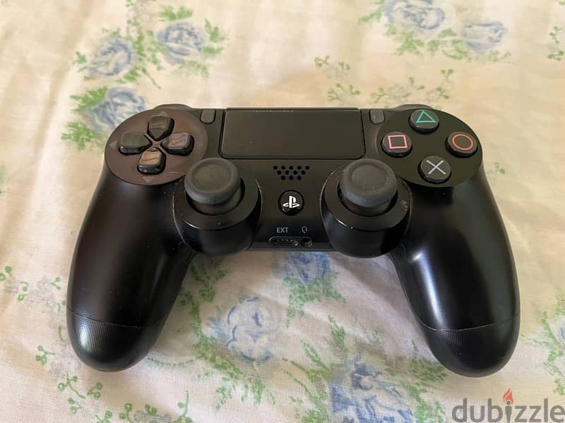 PS4 Slim 6