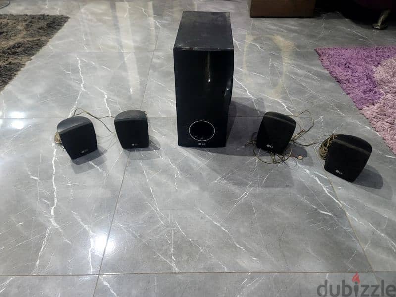 سماعات هوم ثييتر home theater LG  ٤ سماعات و صب 0