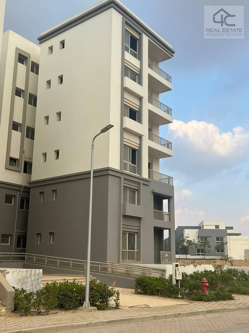 Lowest price for an apartment 150m ground with garden 3 bedrooms in hyde park north direction with down payment and installments 5