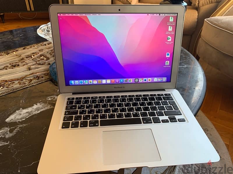 Apple MacBook Air early 2015 0