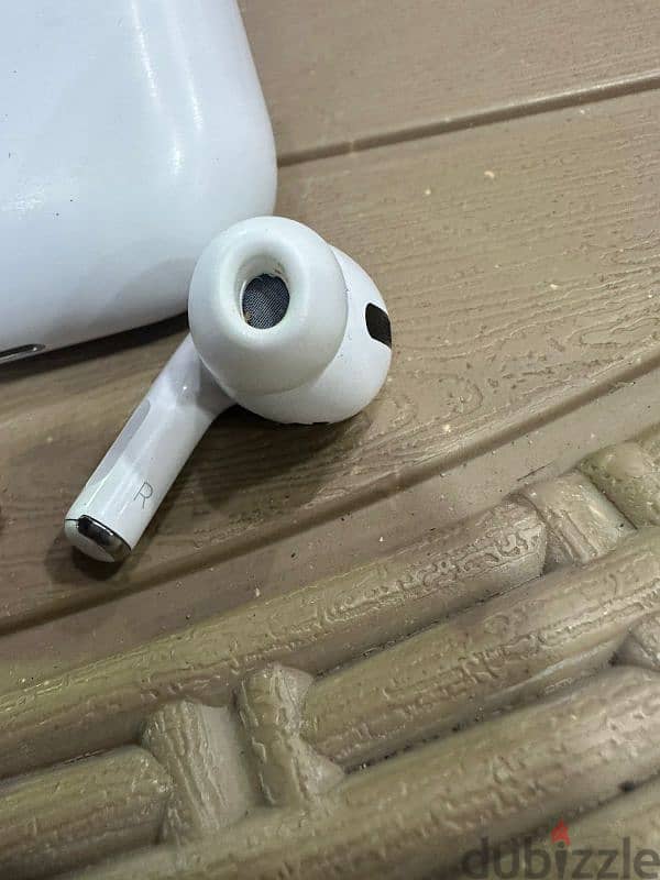 airpods pro generation 1 3