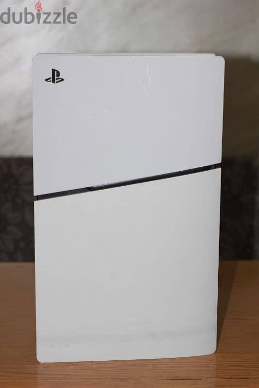 جهاز PS5 Slim كسر زيرو مكملش 7 شهور استعمال شخصي متاح المعاينه 0