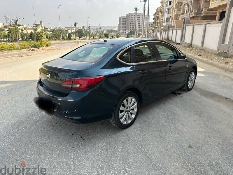 Opel Astra 2018 3