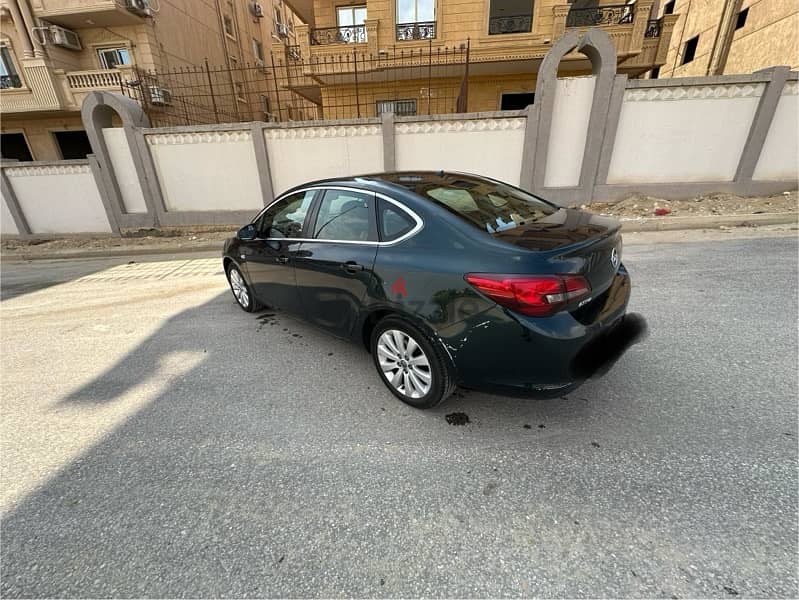 Opel Astra 2018 5