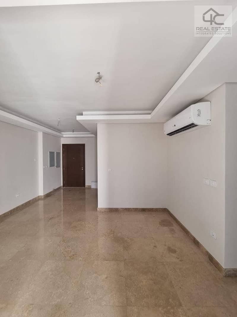 Apartment in Zed East 179m open view on the pocket landscape with down payment and installments ,fully  finished 3