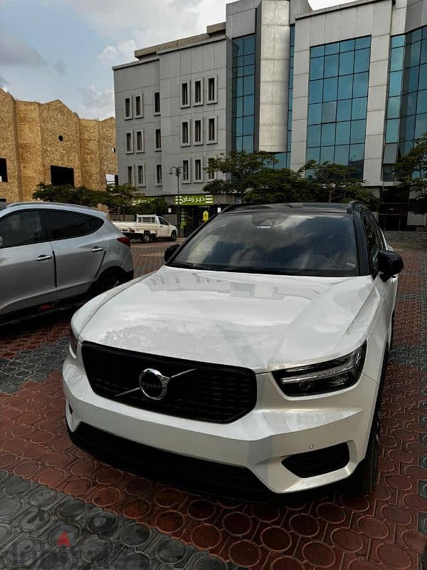 Volvo XC40 2022 AWD 2000 CC Turbo 1