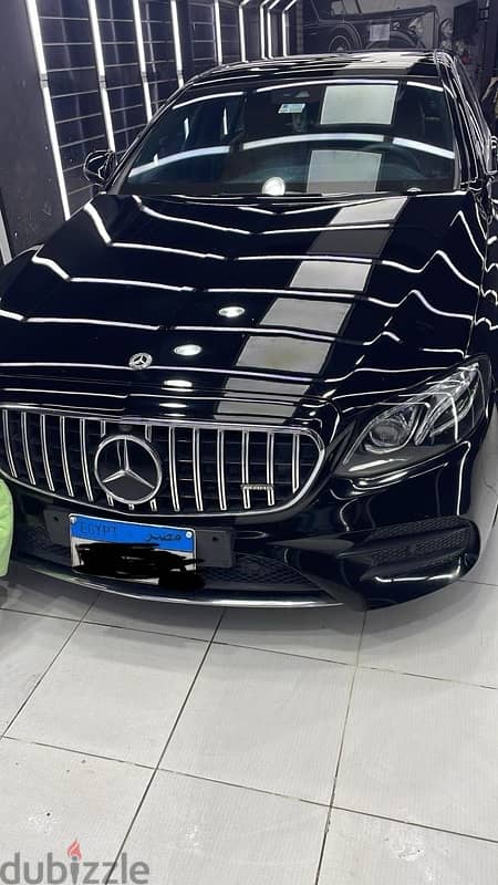 Mercedes-Benz E200 Amg 2020 fully loaded Black 0