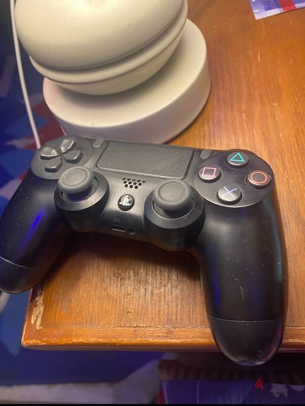 ps4 controller/دراع بلايستيشن ٤ 0