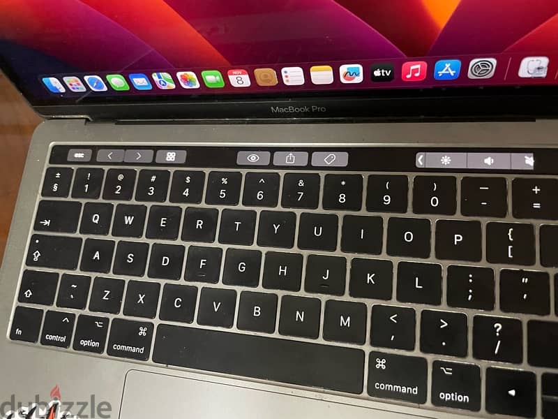 MacBook pro 2017 touchbar 3