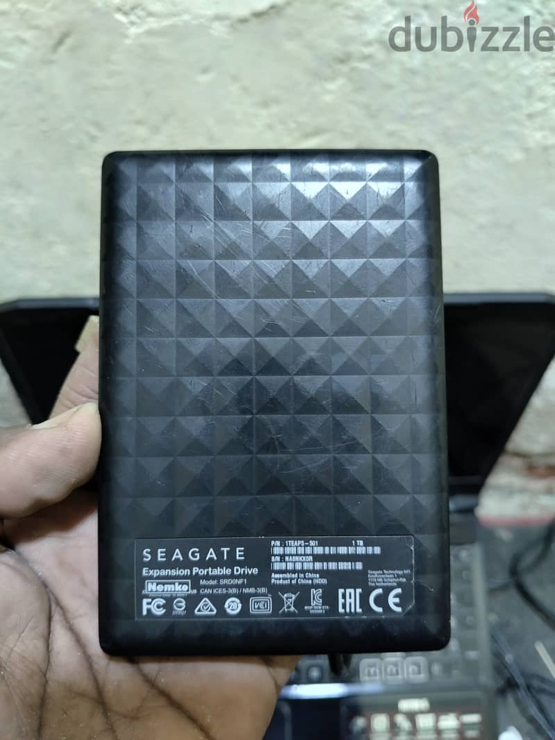 هارد 1تيرا Seagate 1T مليان العاب حديثة 8