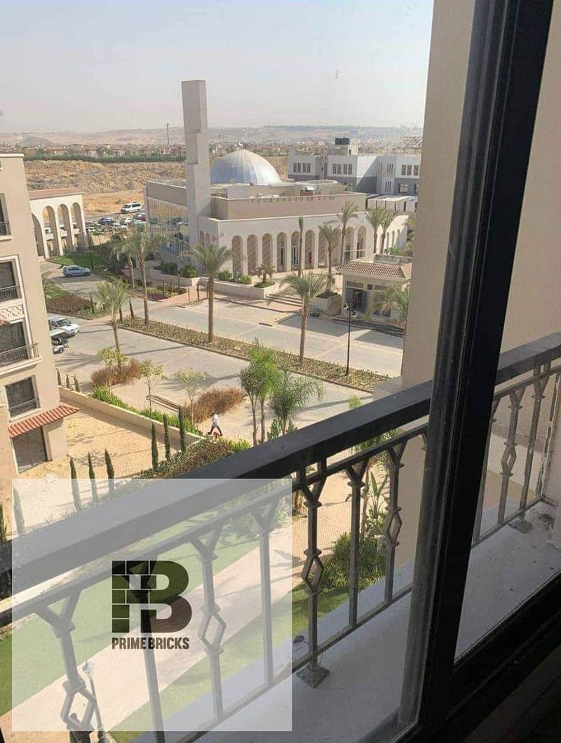 شقة للبيع " استلام فوري ، متشطبة بالتكييفات" 159 متر بـكمبوند فيلدج ويست Village West في الشيخ زايد 1