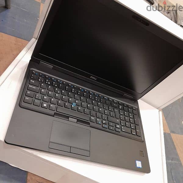 dell lattitude 5590 1