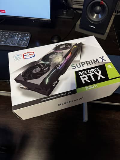 GeForce RTX™ 3090 Ti SUPRIM X 24G