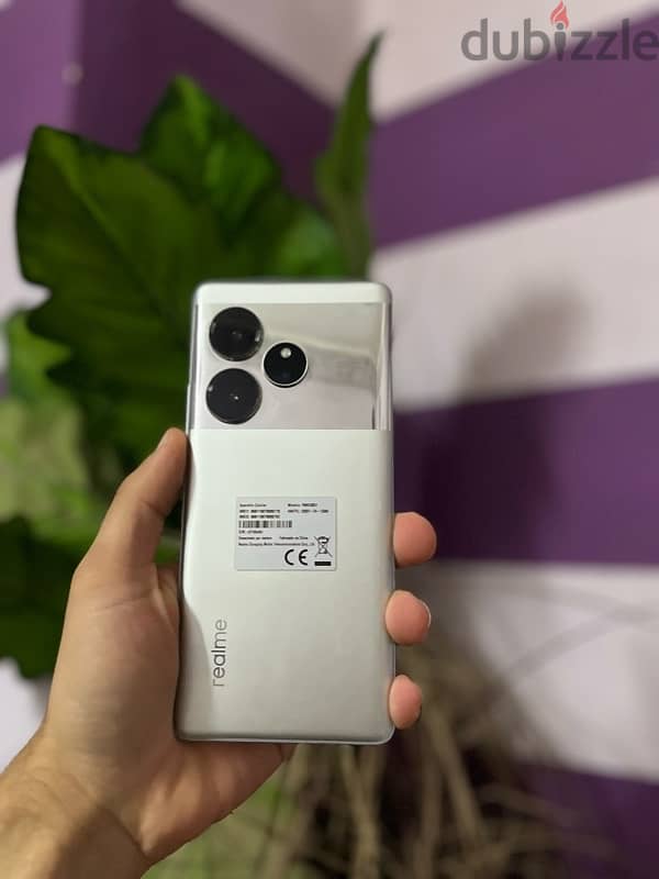 Realme GT6 16/512 2