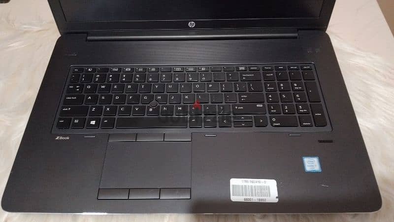 HP ZBOOK G3 17 INCH 16 RAM SSD 500 NIVIDIA M1000M 2