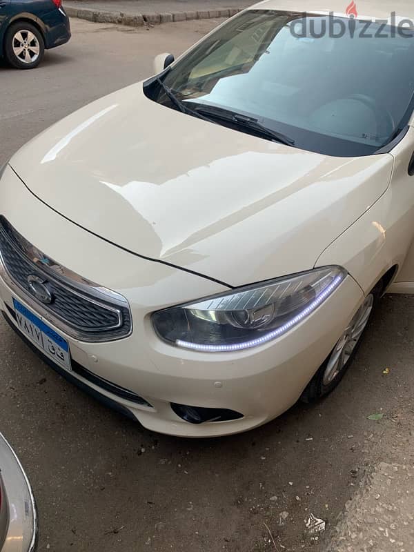 Renault Fluence 2015 17