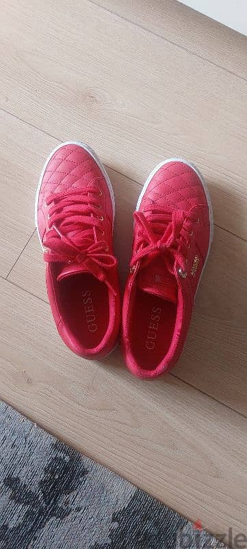 GUESS Shoes