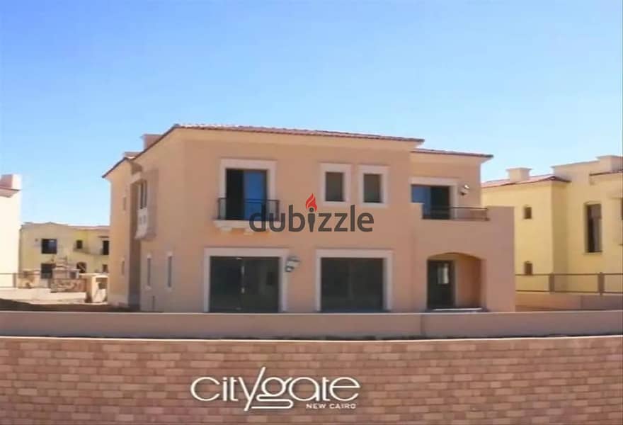 For sale, an apartment of 210 meters (resale) in Diar Qatari Compound - City Gate, with installments to be completed 3