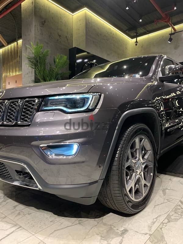 Jeep Cherokee 2022 1